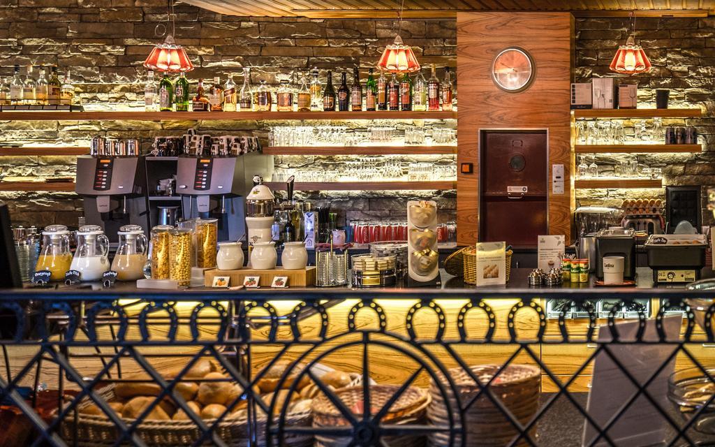 Hotel Ochsen By Mountain Hotels ダヴォス・プラッツ エクステリア 写真